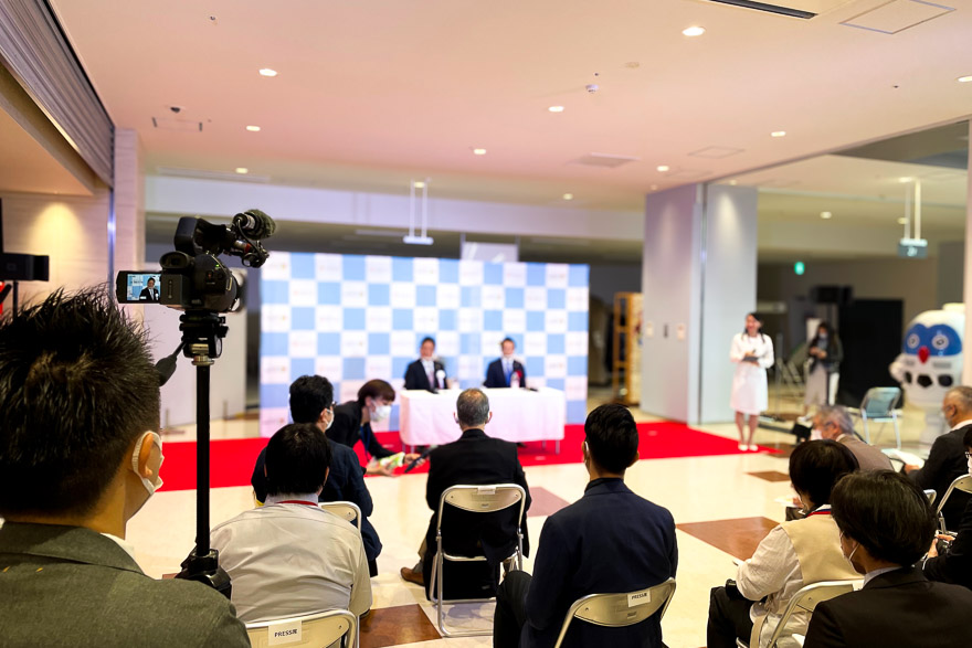 大型商業施設コロナ禍のオンライン＆リアルオープニングセレモニー